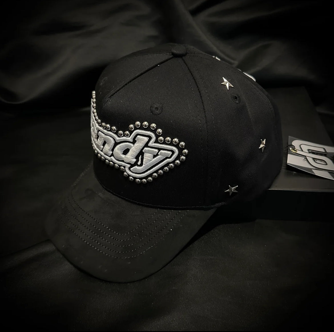 STARS & STUDS Limited Edition